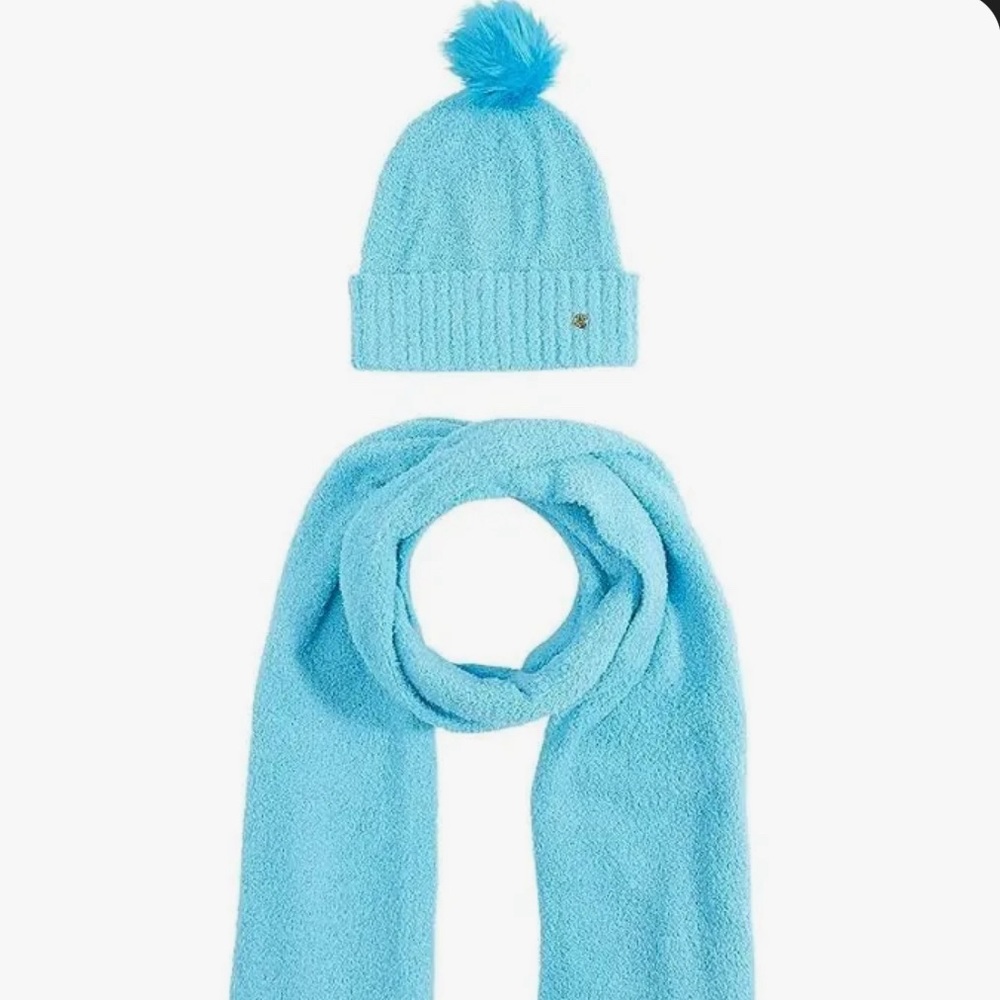 Lilly Pulitzer scarf/hat set- blue OS